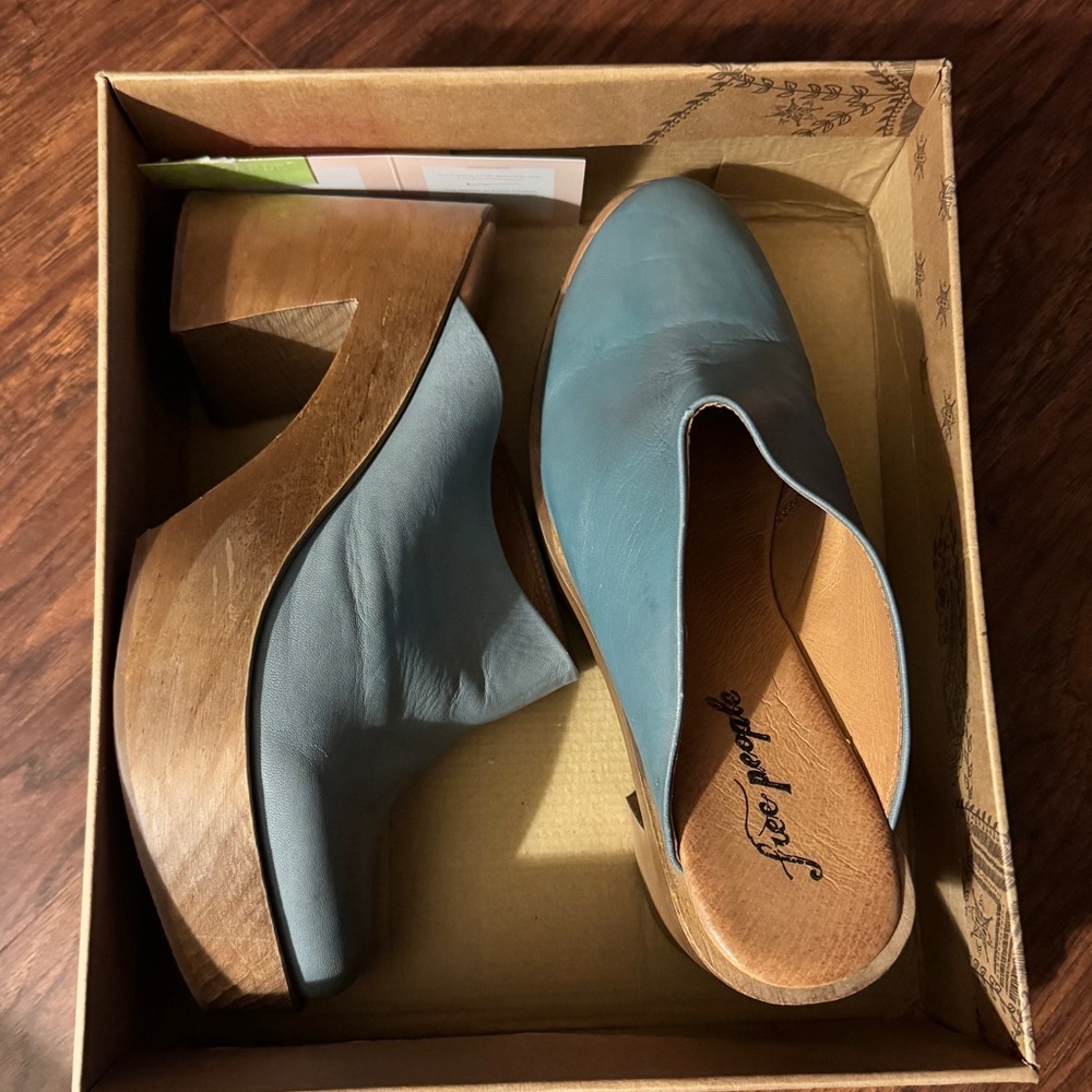 Free People Suki Platform Clog NWOT